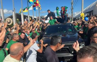 AO VIVO: Bolsonaro ignora ameaças / Lula debocha do povo / 8 em cada 10 reprovam STF (veja o vídeo)