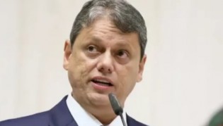 PSOL "surta" com projeto de Tarcísio e aciona o STF para derrubar