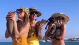 Famosa modelo e influencer de apenas 36 anos morre em iate