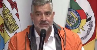 Jornalista é hostilizada por militantes ao questionar Paulo Pimenta