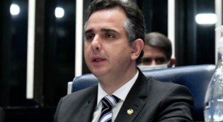Pacheco é enquadrado e cobrado por "postura firme" ante aos abusos de ministros do Supremo