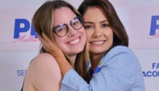 Com apoio de Michelle, Zoe Martínez lança pré-candidatura