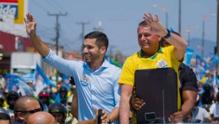 Candidato de Bolsonaro no "coração" do Nordeste desponta e deixa petista para trás