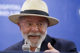 Enquanto jornalistas se preocupam com “golpe político”, Lula perpetra “golpe econômico”