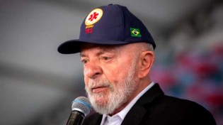 Lula vira um “abestalhado” ao comentar preço de ovos: “Algúem está sacaneando com as galinhas” (veja o vídeo)