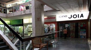 Atriz famosa da Globo causa pânico em shopping no Rio