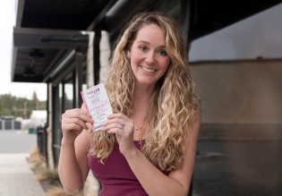 Mesmo com prêmio 'baixo' de R$ 481 milhões, a loteria Powerball vale a aposta!