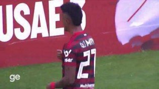 Famoso atacante do Flamengo na mira da Polícia Federal