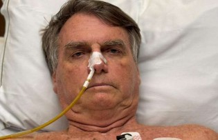De dentro do Hospital, Bolsonaro manda recado ao mundo