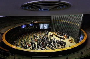 AO VIVO: A reação do Congresso / CPMI do INSS / PL da Anistia (veja o vídeo)