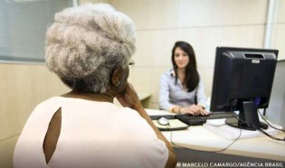 Para “enrolar” os velhinhos, Governo inventa “pente-fino” no INSS (veja o vídeo)