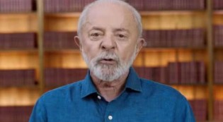 Novamente, Lula faz o Brasil passar vergonha mundial