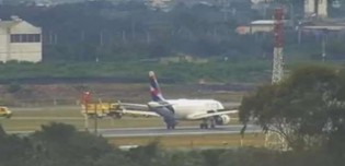 Avião sai de SP com destino a Montevidéu e sofre pane (veja o vídeo)