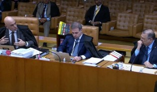 Com apenas um print, Eduardo expõe a hipocrisia do banco responsável por pagar ministros do STF