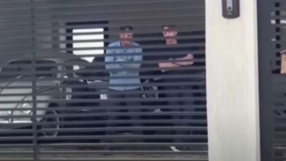 URGENTE: Carlos visita o próprio pai e faz relato preocupante