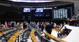 Planalto sofre nova derrota: Câmara aprova regime de urgência para a Anistia