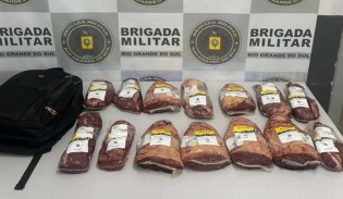 Mulheres são presas em flagrante ao tentar furtar picanha em supermercado