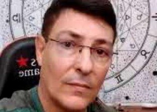 A jogada do astrólogo esquerdista falido que pediu o fuzilamento de Bolsonaro