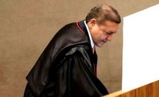 Nunes Marques está pronto para evitar os planos de cassação e inelegibilidade de Cláudio Castro