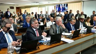 Convocação de Lulinha na CPMI do INSS vira “pancadaria verbal” (veja o vídeo)