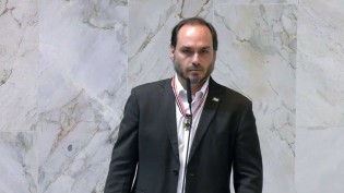 Carlos rompe o silêncio...