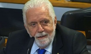 Senador admite acordo, petistas "surtam" e Lula deve sofrer nova derrota