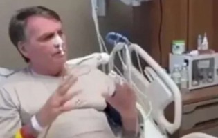 Médicos levaram Bolsonaro às pressas para cirurgia e impediram filho de acompanhar