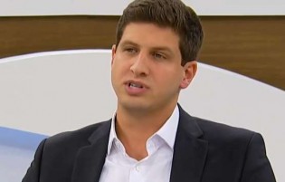 Pedido de impeachment e CPI atingem João Campos