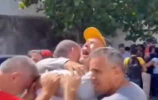 URGENTE: Presos políticos são libertos e cenas emocionam (veja o vídeo)