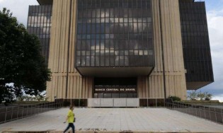 Nova liquidação escancara "rombo" de R$ 300 bilhões no mercado financeiro