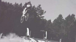 Ícone histórico do motocross brasileiro sofre acidente e morre