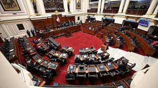 URGENTE: Congresso destitui Presidente em importante país da América do Sul: Transformou o palácio "em um bordel"