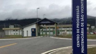 Servidora acusada de acessar dados da esposa de Moraes é mantida por 4 horas em presídio masculino