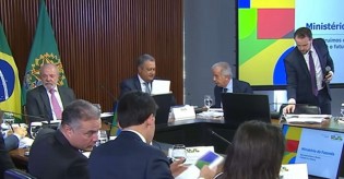 Ministro de Lula se manifesta após áudio comprometedor vazar
