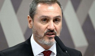 Com nova revelação, diretor-geral da PF fica sob suspeita