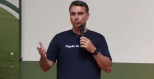 Aos gritos de "presidente", Flávio é ovacionado em um dos maiores eventos do Agro do Brasil (veja o vídeo)