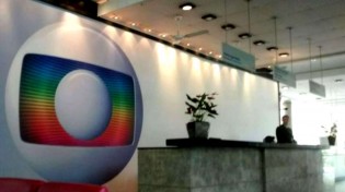 Apresentadora com 20 anos na Rede Globo chega para trabalhar e é surpreendida com demissão