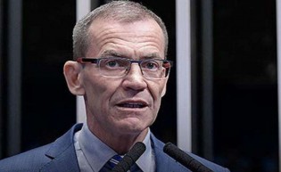 Contarato é mais um petista que está prestes a ser expurgado do Senado, aponta pesquisa