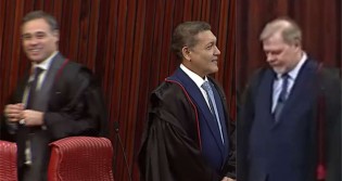 Em novo "surto", Gilmar quer afastamento de ministros do TSE às vésperas da eleição