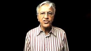 URGENTE: Caetano Veloso vira alvo no TSE. Advogado pede fim de showmício, multa diária de R$ 100 mil e remoção digital contra ato no RJ