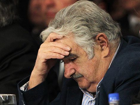 Senado quer que Mujica explique a "confissão" de Lula