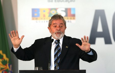 Lula retoma ação para evitar convocação na CPI do Carf, que apura rombo de 40 bilhões de reais