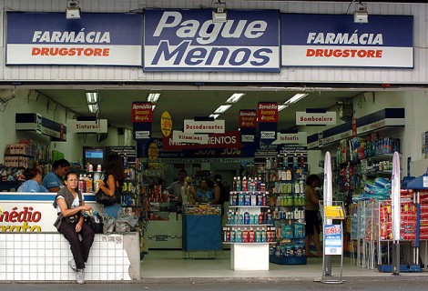 Rede Pague Menos é condenada a pagar R$ 225 mil a estagiário