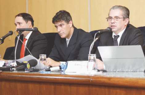 Promotores querem indenização de R$ 600 mil da ‘Folha’ por danos morais