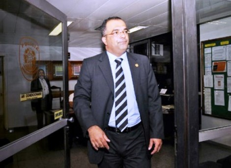 Policiais legislativos são soltos, menos o homem de confiança de Renan