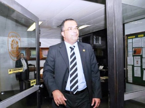 Juiz libera chefe da polícia de Renan. Ficou intimidado?