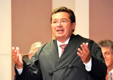 Em Corte manchada pela propina, delator indica repasse de R$ 350 mil para ministro
