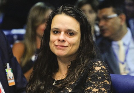 Janaína Paschoal: se Temer for absolvido no TSE será por excesso de provas