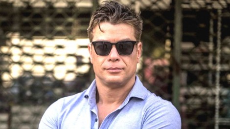 Escritor escancara a verdade sobre o ‘surto’ do ator Fábio Assunção (veja o vídeo)