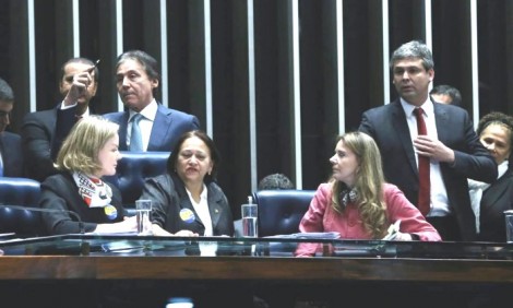 A absoluta ridicularização do Senado Federal